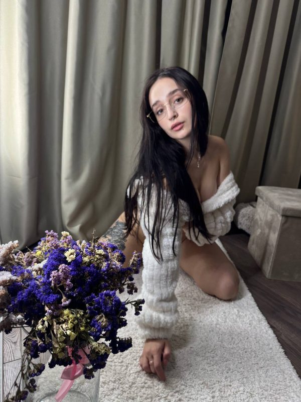 MediXXXKate OnlyFans Models