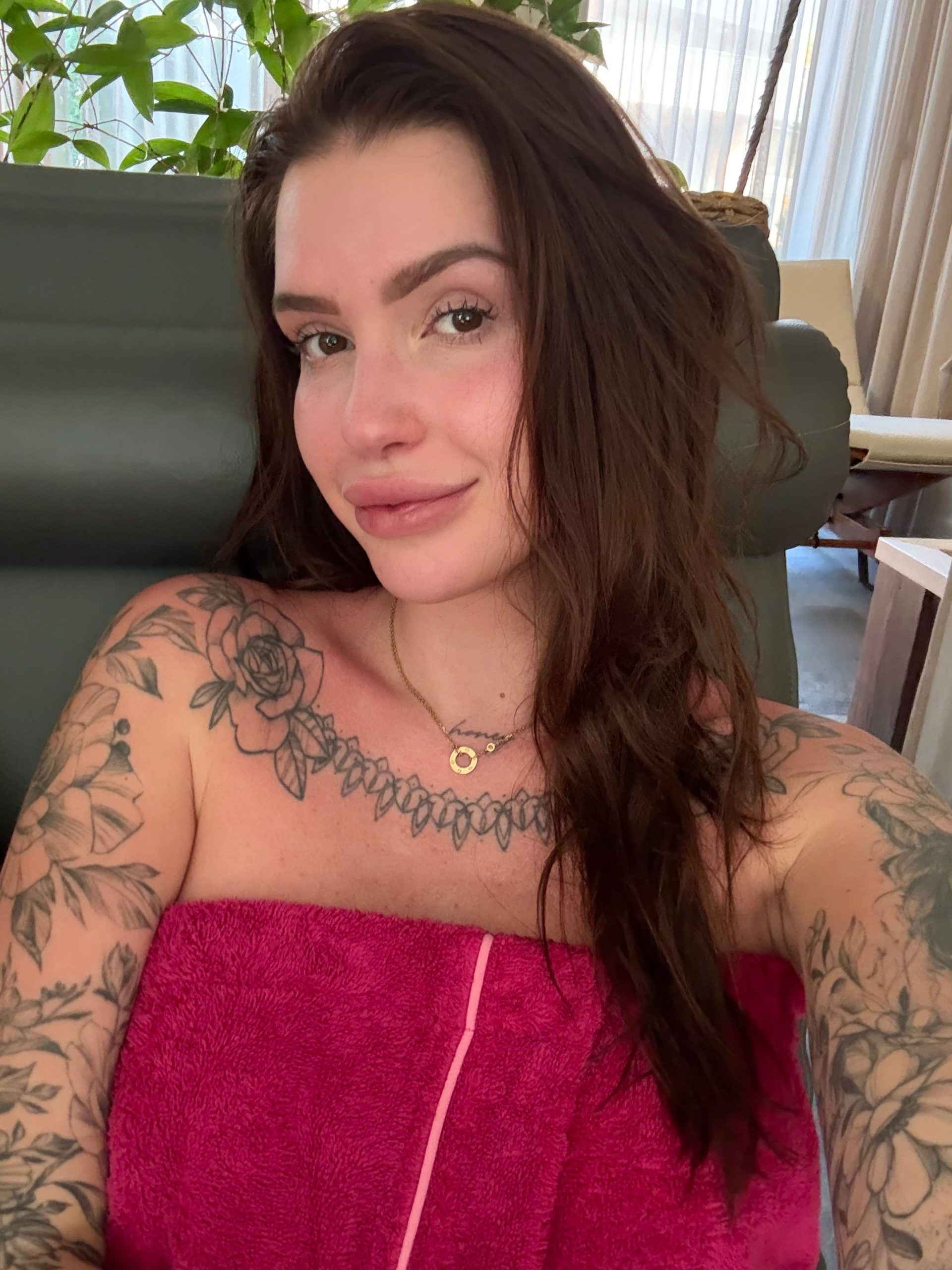 CyYFGeug Hanna Honey