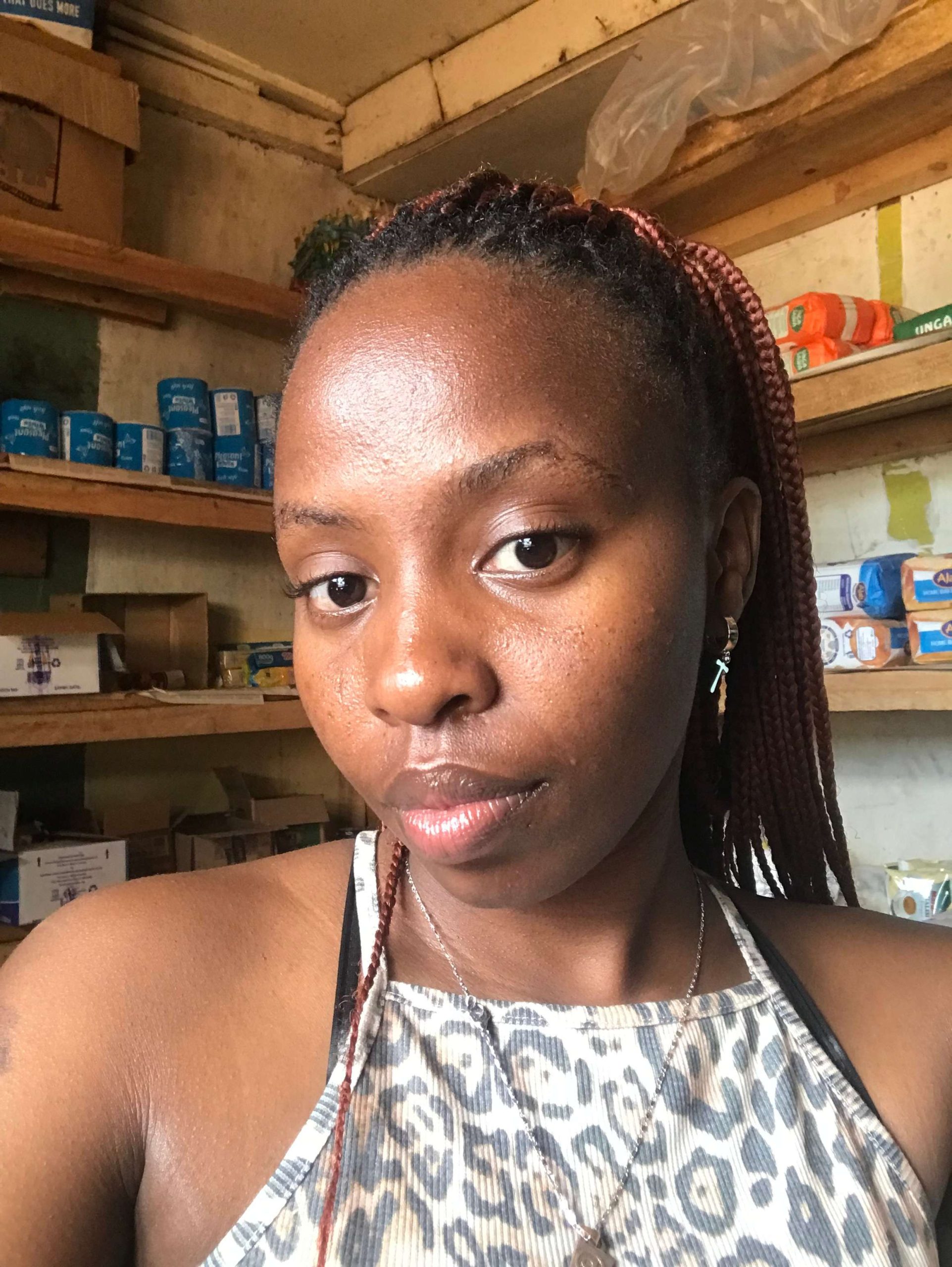 1774BE9C-950D-47FE-A5AA-03C9E8D6064A Esther(Lifestyle)