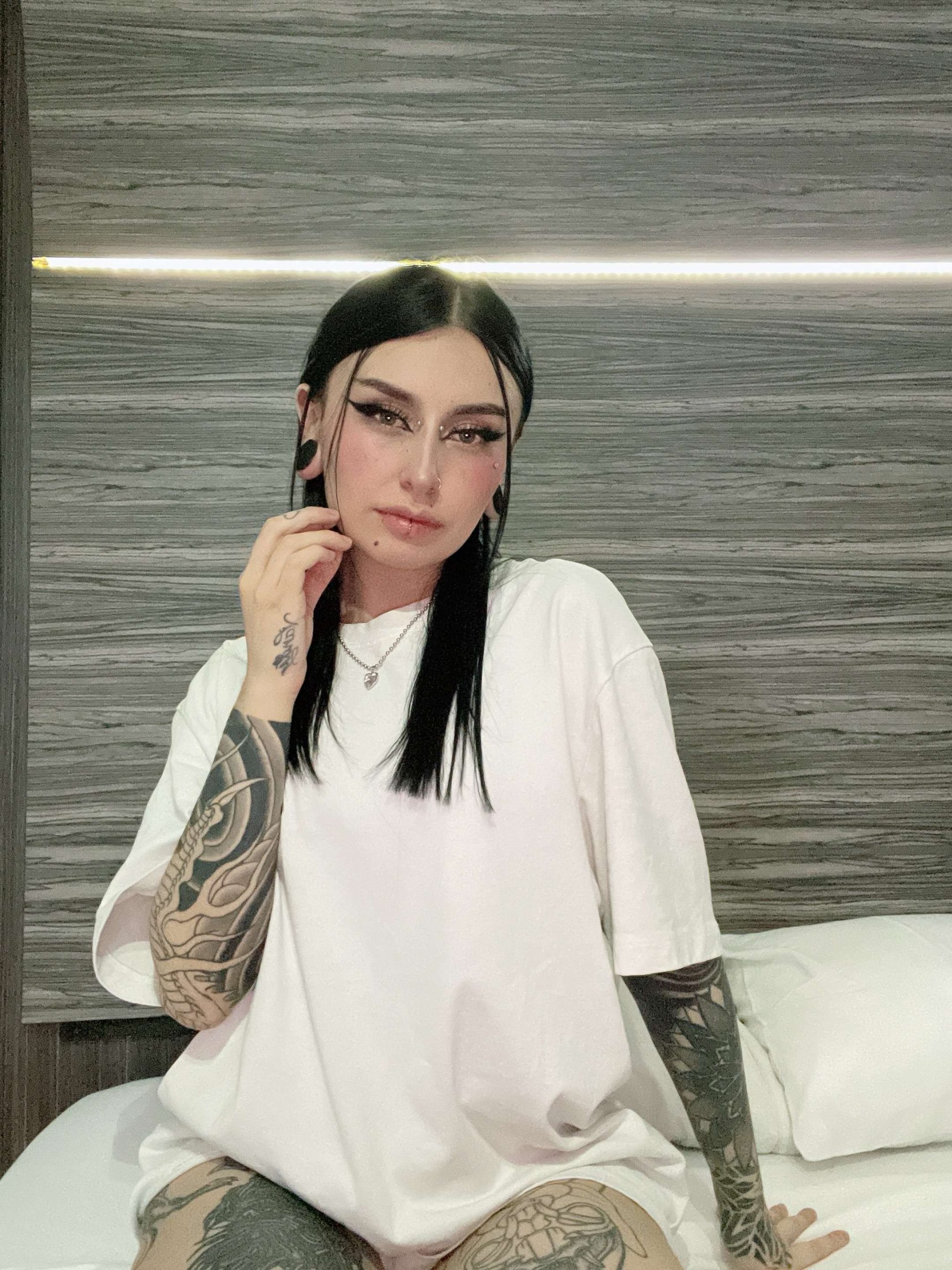 BD366CF4-281E-472A-A9A4-E143D450CF26 Isabella Robles ISABELLA BUNNIE