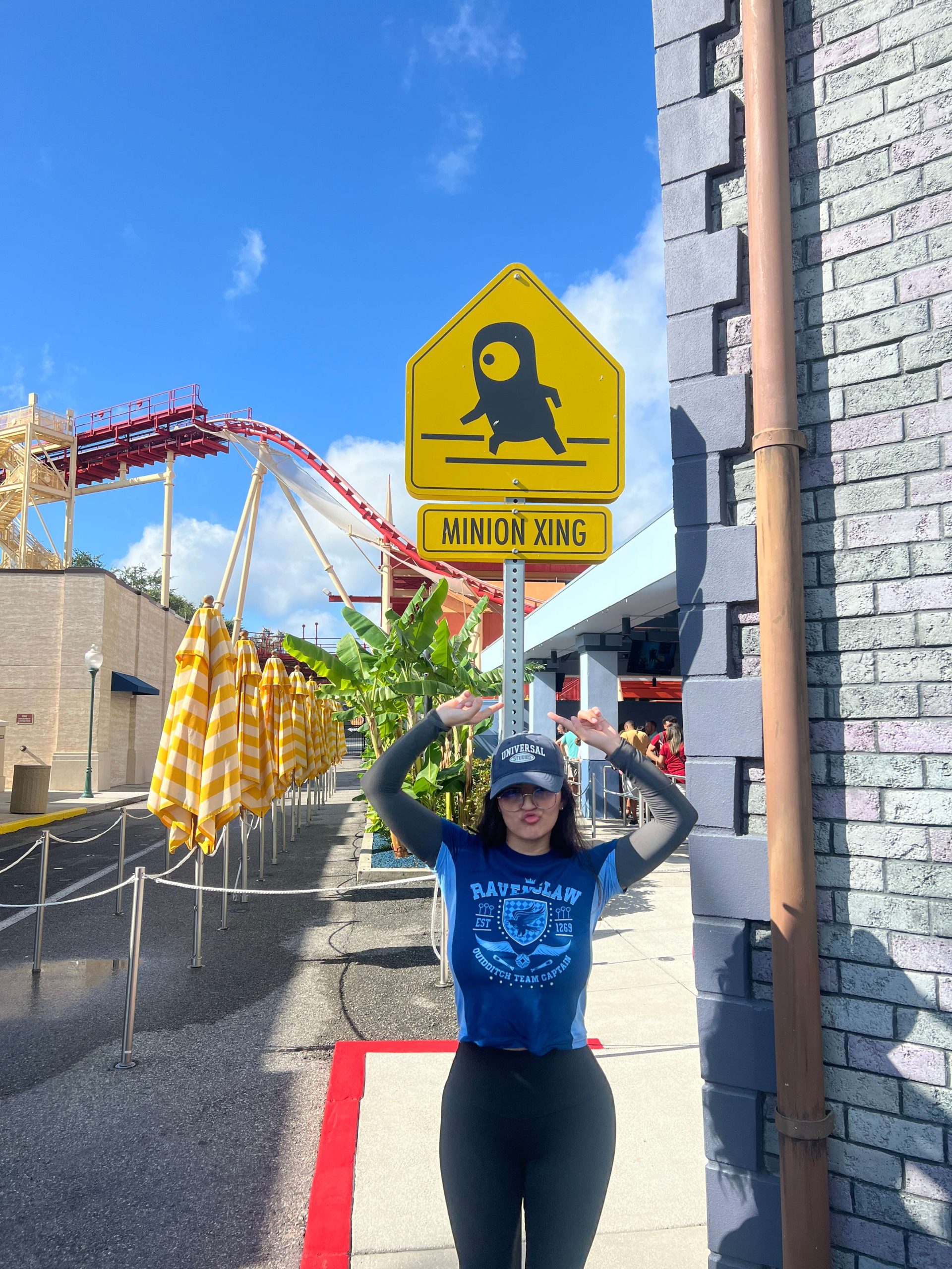 BUSTY MOLLY BUSTY MOLLY