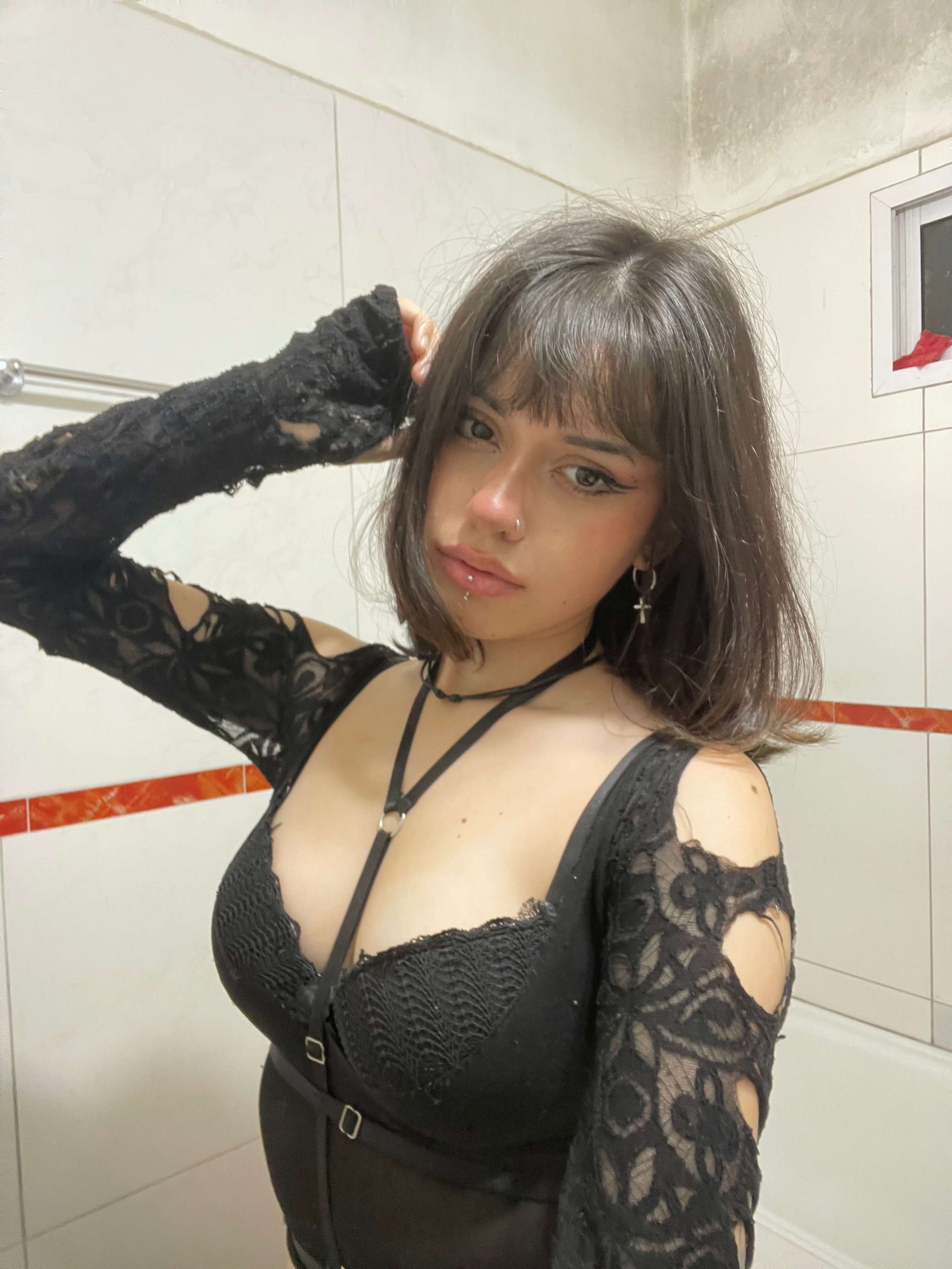 IMG_6311 Roxana lifestyle ELLIE COX