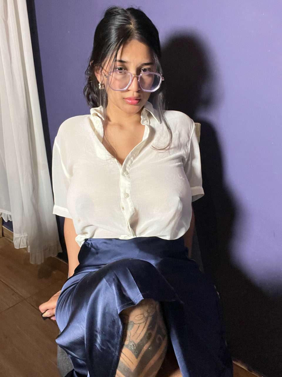 BUSTY MOLLY BUSTY MOLLY