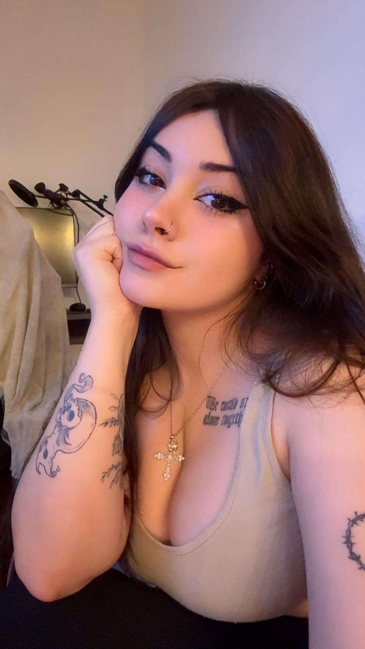 MIMI TSUMIKO MIMI TSUMIKO