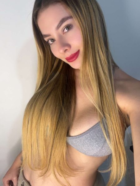 TESSA TAYLOR