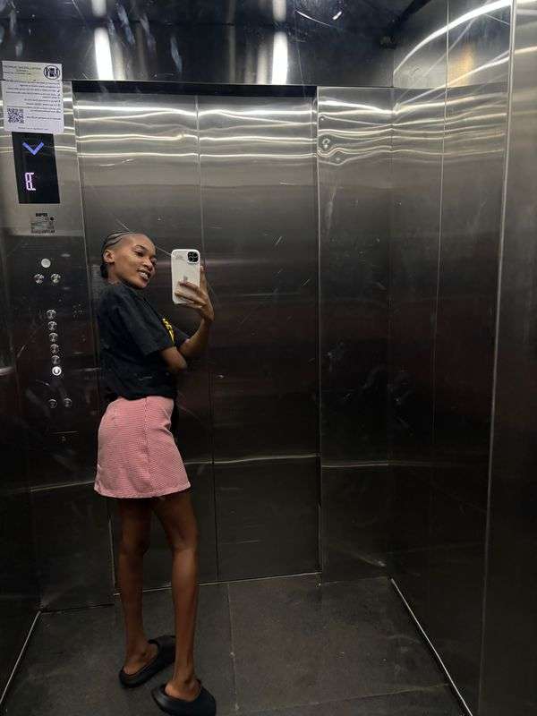 ARIANNA DARK ARIANNA DARK