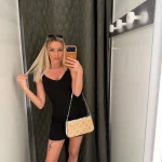 SARAH HART OnlyFans Model