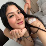 BONNIE KNEEL OnlyFans Model