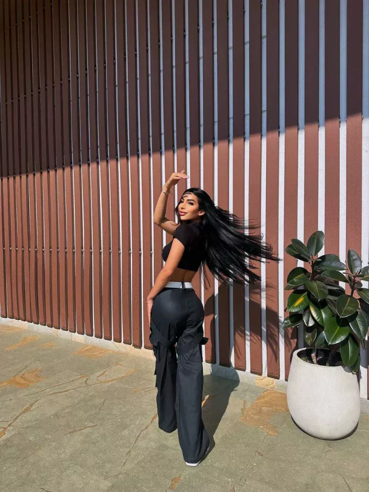 NIKKI NOIR OnlyFans Model