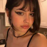 ELLIE COX OnlyFans Model