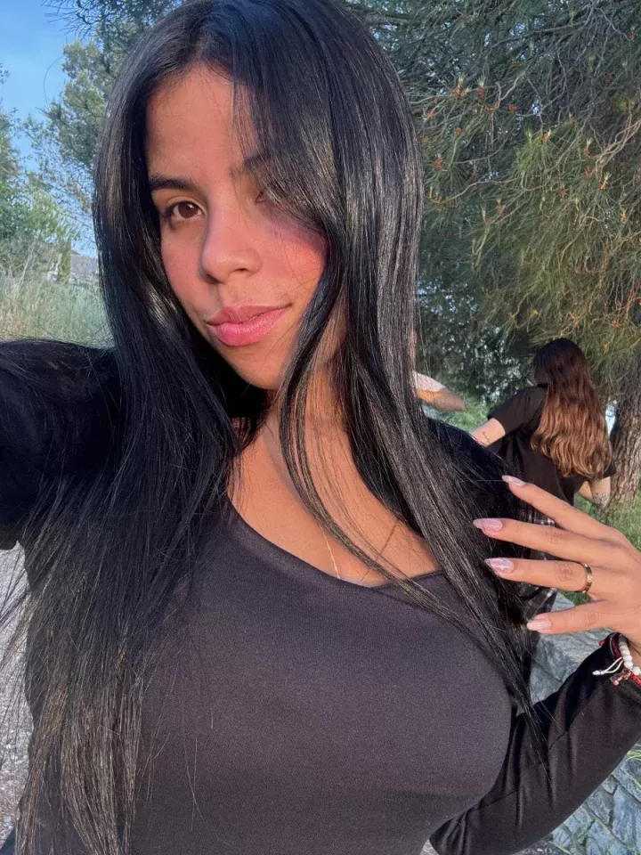 KYRA SENPAI OnlyFans Model