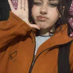 ELLIE COX OnlyFans Model