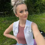 SARAH HART OnlyFans Model