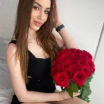 ALASKA REIGN OnlyFans Model