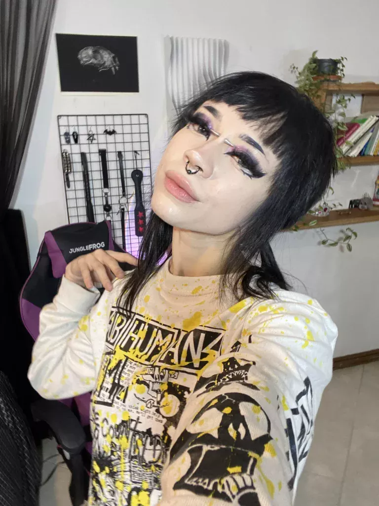ABBY NUTCRACKER OnlyFans Model